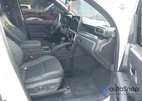 2025 Toyota Tacoma Trd Sport 4Wd z USA, uszkodzony, nr VIN 3TMLB5JN7SM129691